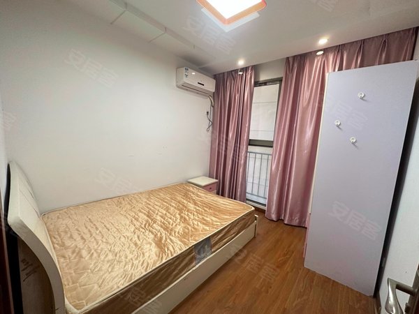 苏州吴江吴江老城奥林清华(三区)可月付奥林清华三区 拎包入住 4号线