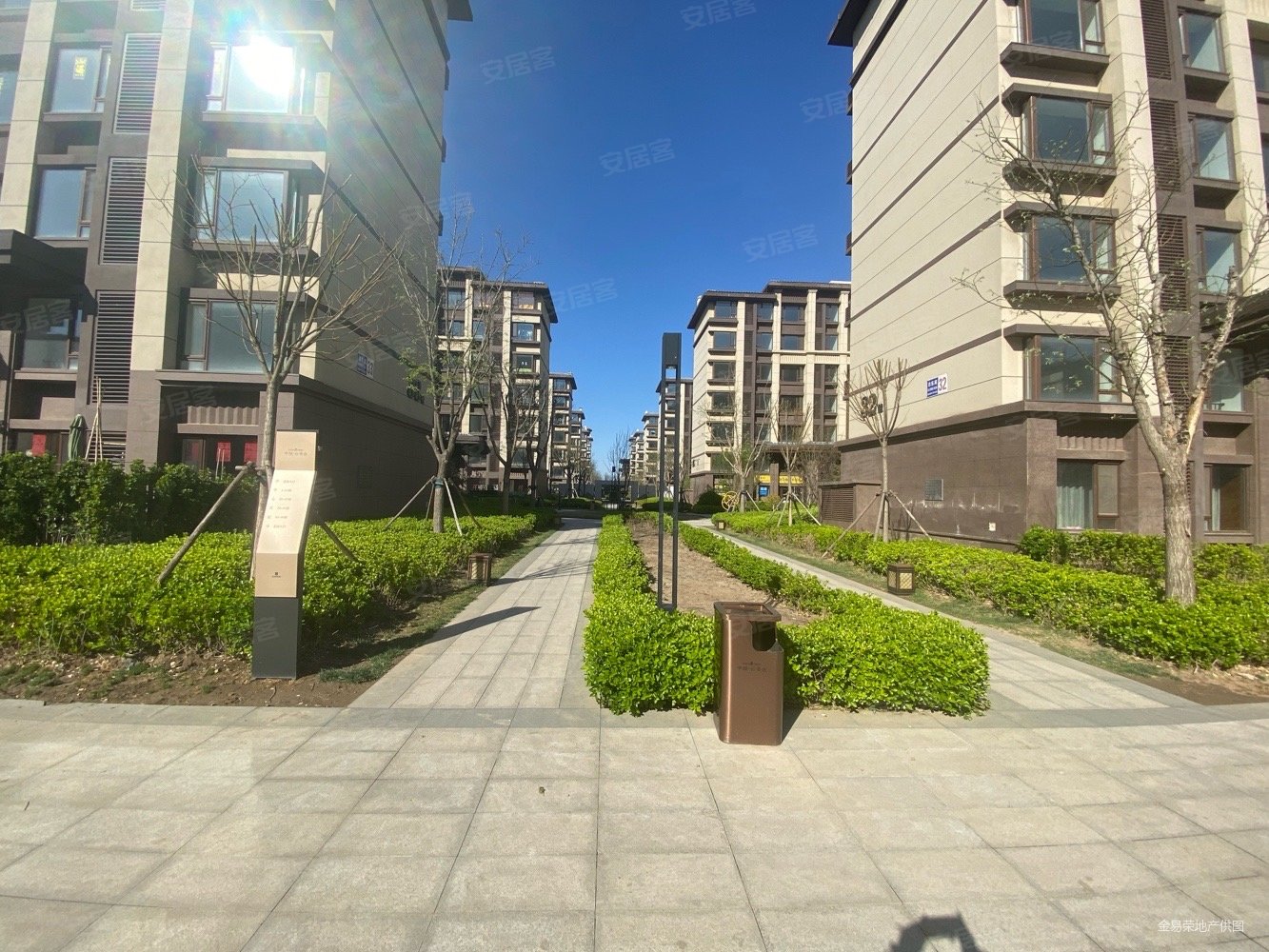 团泊精装电梯洋房 集中供暖 带俩车位 一天未住 急售,中骏云景台二手