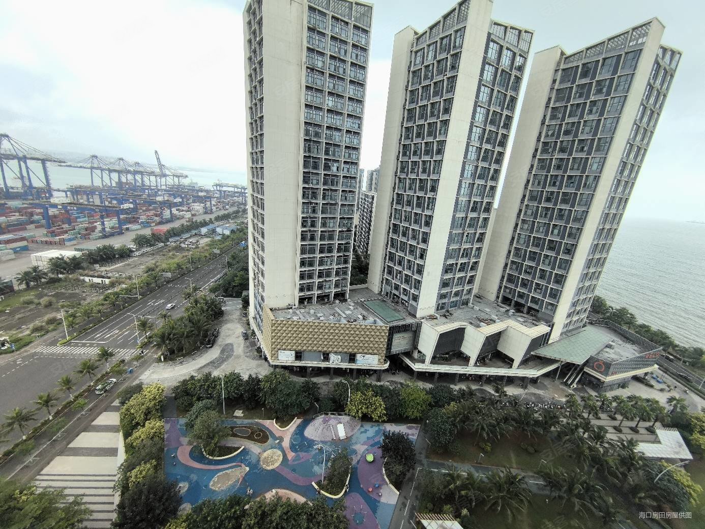 海口湾海景房 挑高客厅loft2房2卫  随时看房