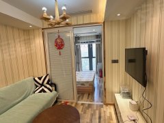 吾悦广场公寓出租一室一厅精装修押一付一可月租民用水电
