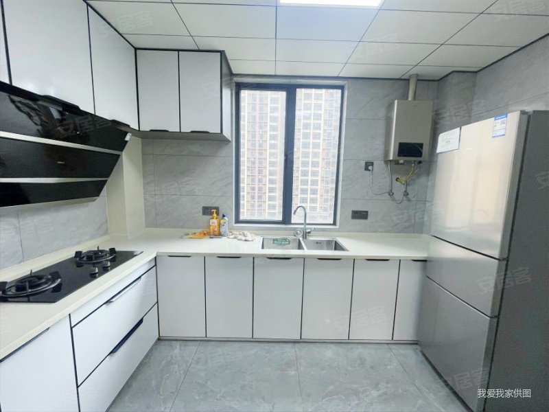 迎宾中大道 小三房 购物方便 产权清晰 近地铁 交通便捷,汇仁阳光花园