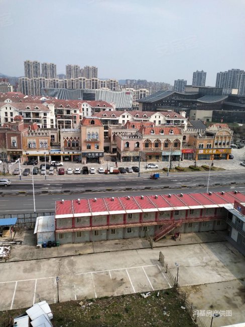 海玥名邸3室2厅2卫113㎡南80万