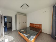 锦州松山新区市府广场御澜山 一室一厅一卫 家具家电齐全 包取暖物业出租房源真实图片