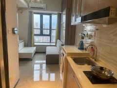 肇庆端州东湖恒大翡翠华庭1房1厅出租1000包物业,拎包入住出租房源真实图片