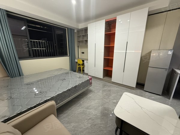 金华东阳城东振兴路324号楼振兴路，好乐多，人民路，靠近夜市，交通方便拎包入住，精装修出租房源真实图片