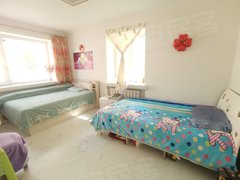 哈尔滨道里中央大街季度打款安和街安国街口三楼一室一厅全套家具家电1300元出租房源真实图片