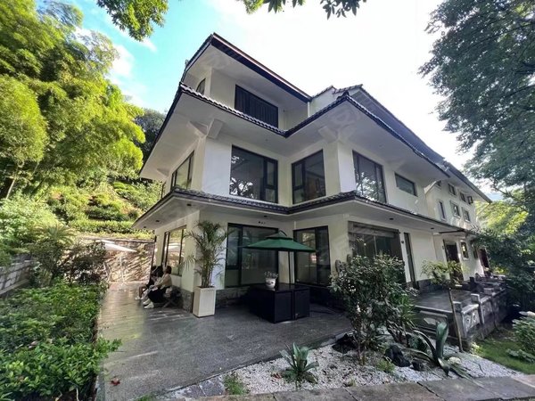 杭州西湖西湖龙井村西湖龙井景区别墅,精装修,带院子200方,露台80方.