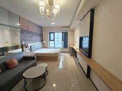 济南槐荫西客站包物业 大一居配齐精装修 靠近印象济南 弘阳广场 宜家地铁出租房源真实图片