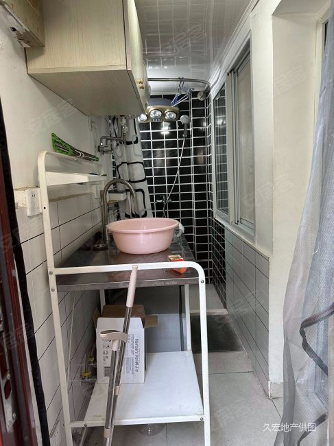 出售西城西单力学胡同一间私产小平房交通便利胡同宽敞位置好