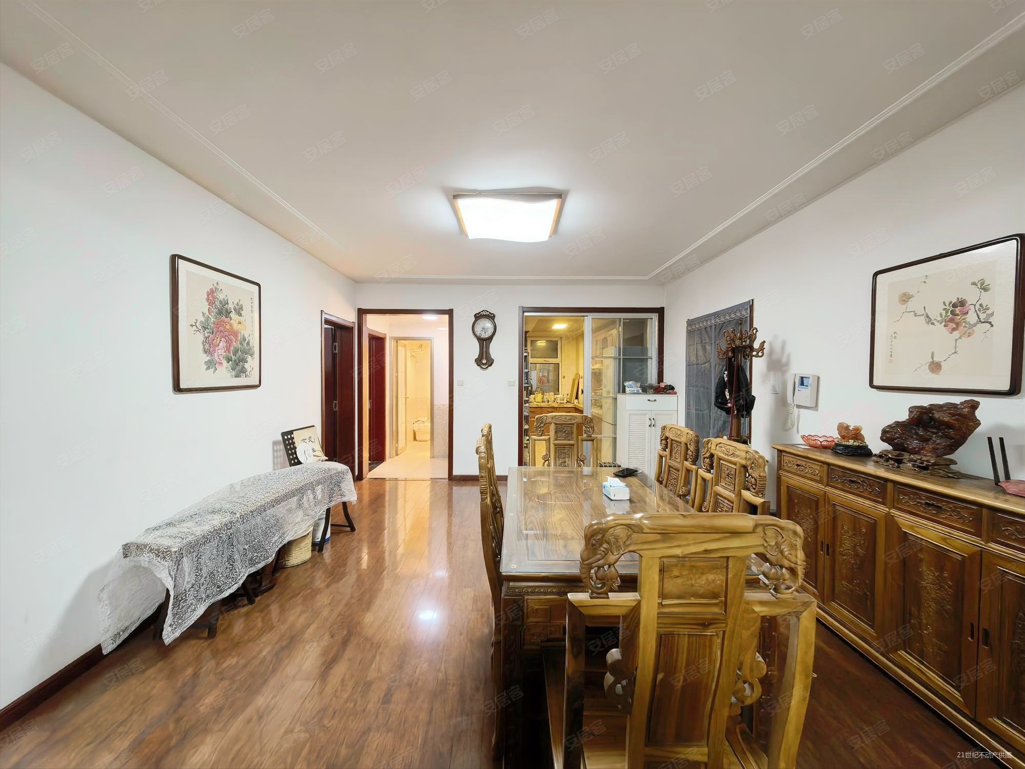 盛世天骄花苑3室2厅2卫158㎡南北210万