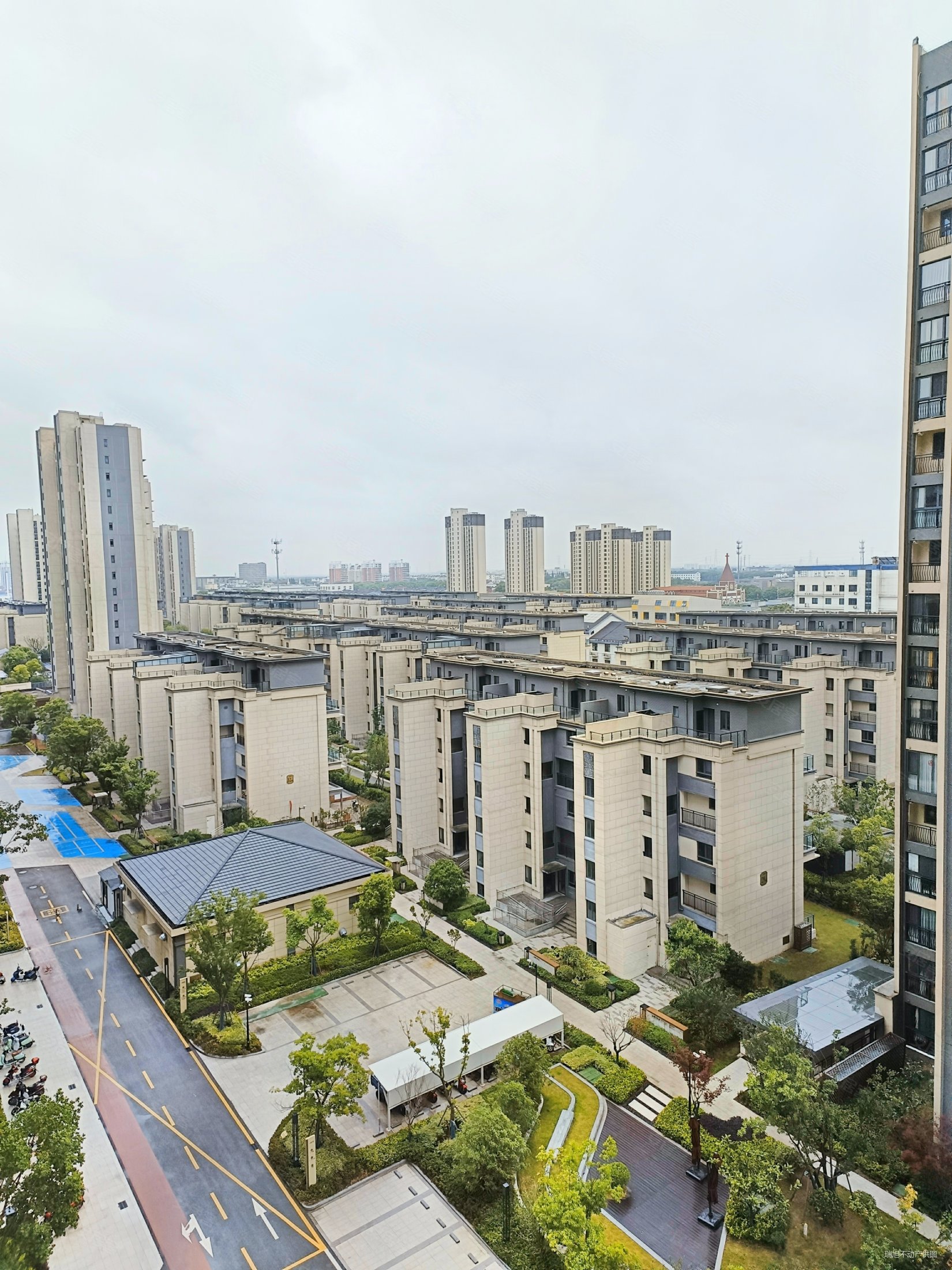 国风云越花园精装85平两房一卫可改小三室产证满二户型好