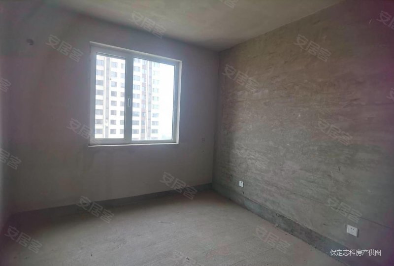 普兰庭12462平120万3室2厅2卫