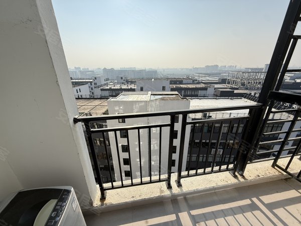 金华婺城秋滨工业区海棠小微创业园唐宅新区 领跑 绿源新能源小镇旁loft上下层带衣帽间可短租出租房源真实图片