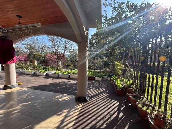 【多图】世林国际别墅,建工新城租房,世林国际别墅 329平 大花园 精