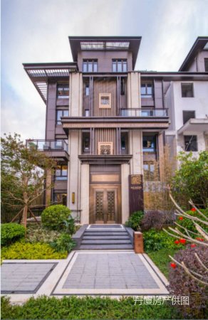 翔安隧道口 世茂品质3层别墅 带花园带露台 使用面积大