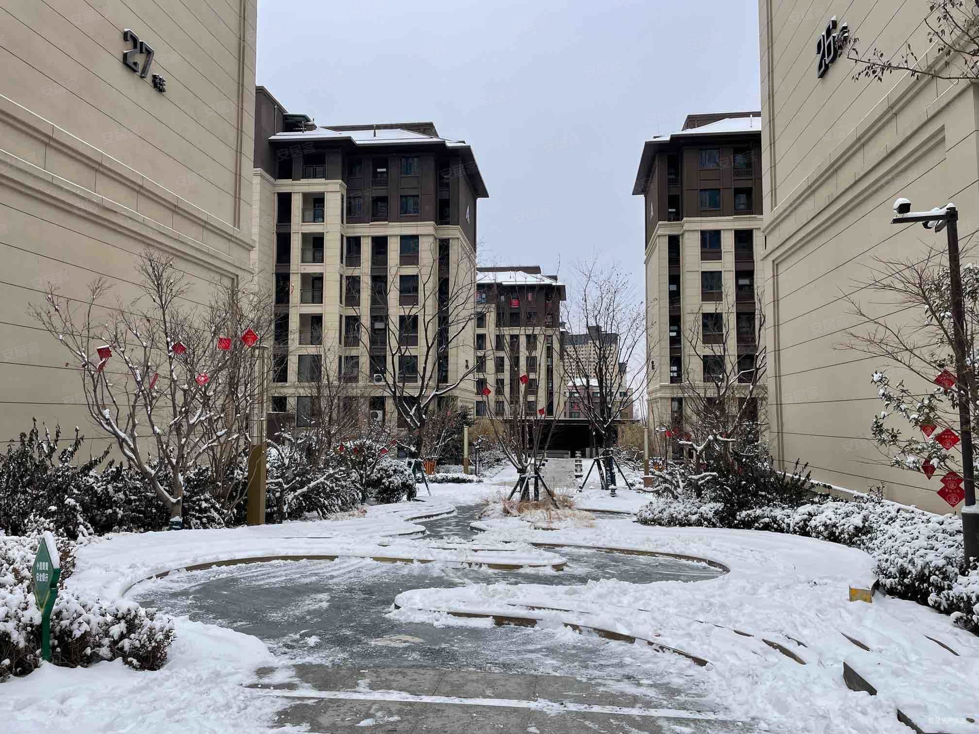 建业定鼎府五期3室2厅2卫142㎡南北150万