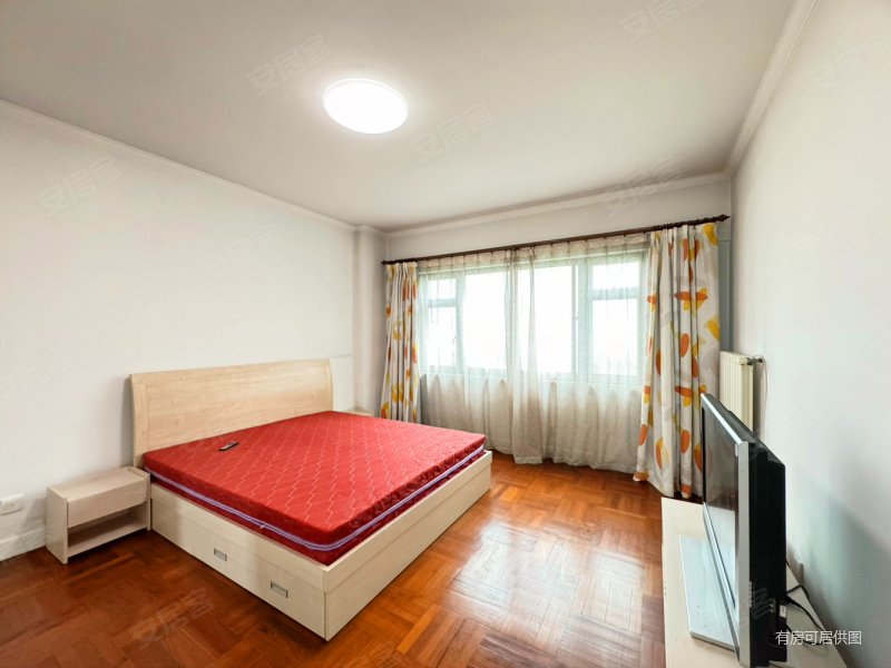 新区实验 本部 正南正北 3个车位 大平层安静位置采光视野好,锦华苑