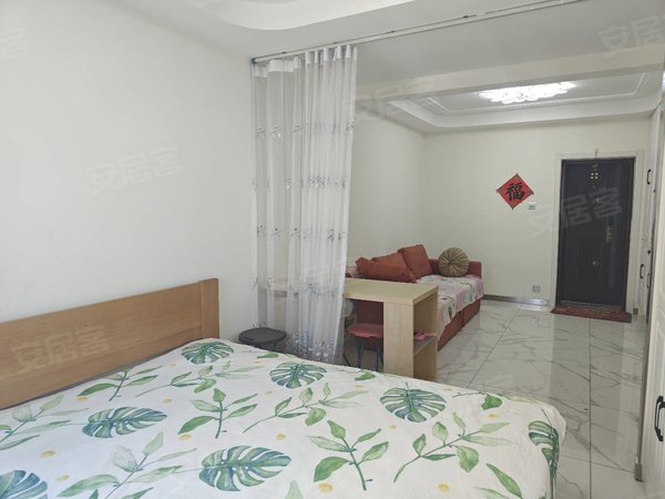 【多图】吉利花园,南营门租房,吉利花园!精装一室一厅出租!