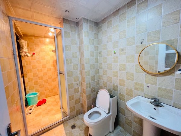 苏州相城高铁新城非凡环秀湖花园骑河地铁口,环秀湖2房,民用水电!