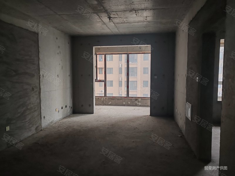 洛阳房产网>洛阳二手房>涧西二手房>上海市场二手房>春华朗城>800_600