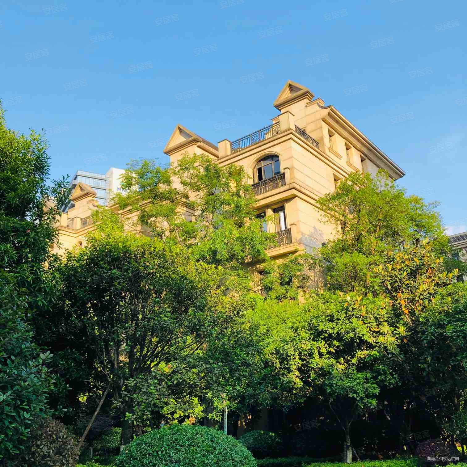 润和紫郡2室2厅1卫83.47㎡南70万