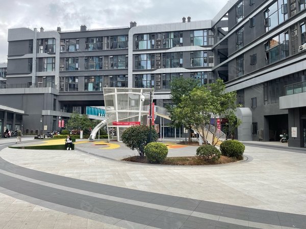 福州晋安新东区实华蓝湾雅境实华蓝湾雅境 6室2厅2卫 配套齐全 185平