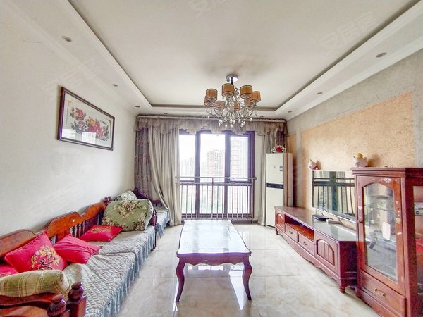 烈士墓地铁旁金悦城三室 住家装修 可随时看房,沙坪坝租房-重庆58安居