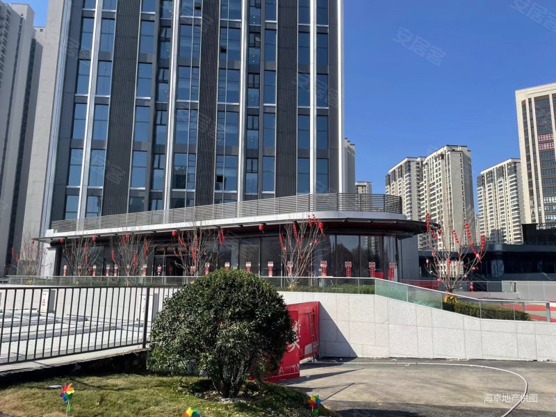 青岛房产网>青岛二手房>市北二手房>新都心二手房>保利天珺(商住楼)>