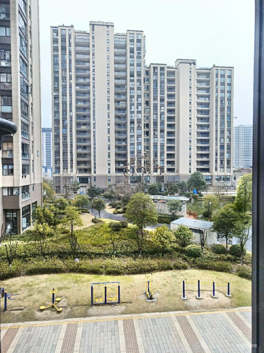 杭州房产网>杭州二手房>临安二手房>临安城区二手房>西墅绿洲>