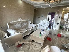 惠州惠东平山华侨城一线江景大四房，南北对流出租房源真实图片