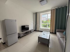 红河开远开远城区云龙社区2楼出租  带家具家电  停车方便出租房源真实图片