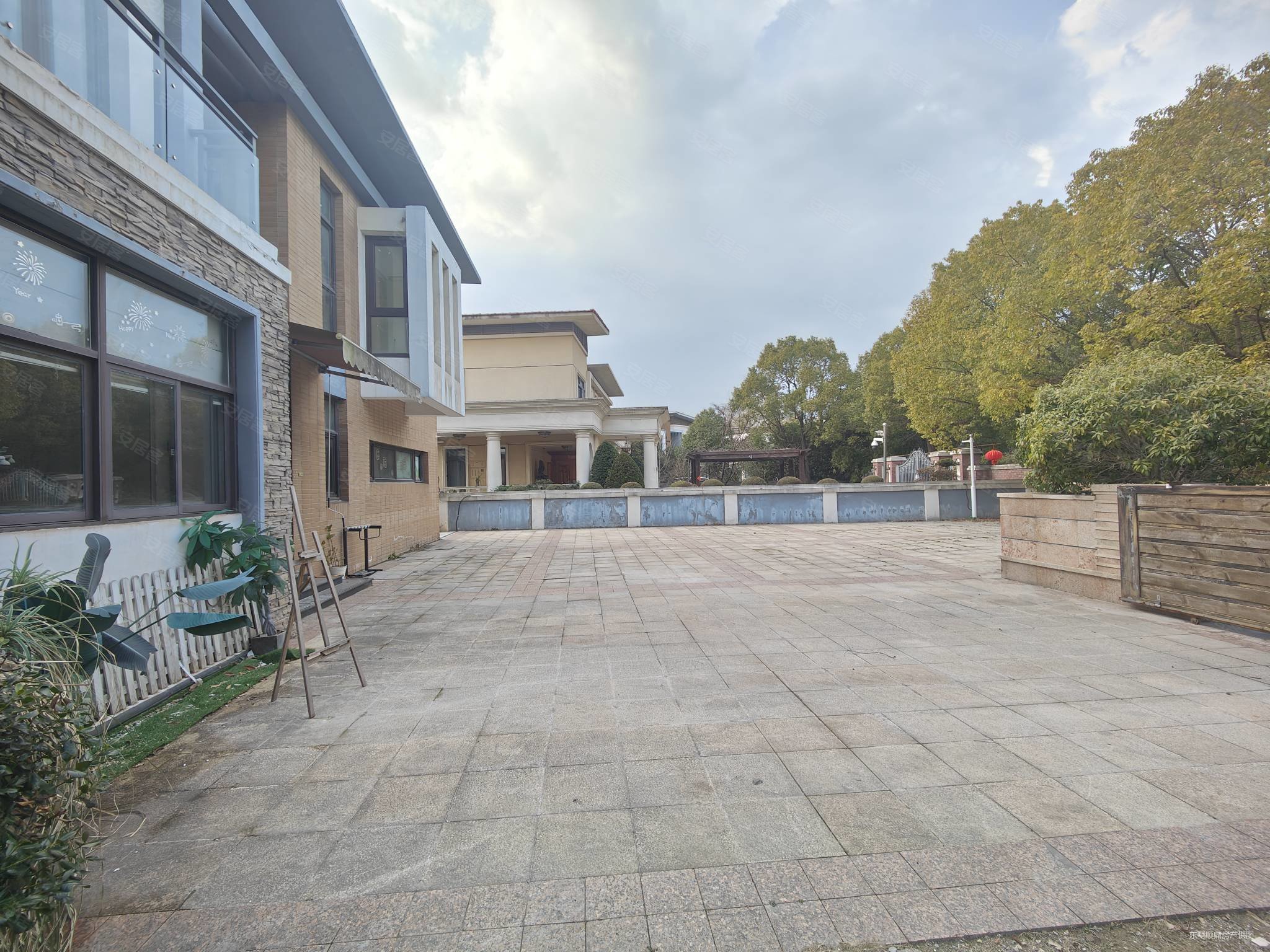 有钥匙,颐和南园(别墅)二手房,2580万,5室3厅,3卫,371平米-南京安居客