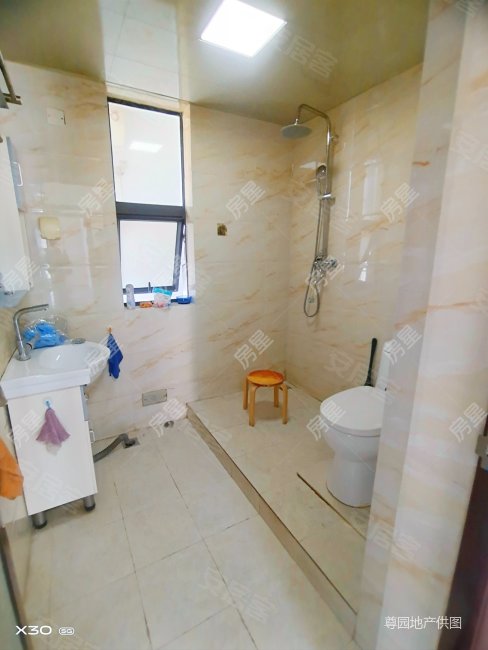 业主等钱急卖 价格还可以商量 3号地铁口 怡合景苑 明厨明卫