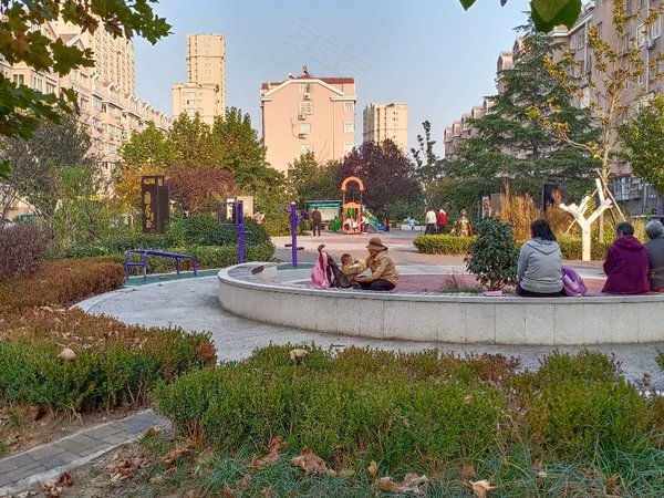 青岛李沧沧口公园华泰小区华泰小区近地铁低楼层双南卧双气出租房源