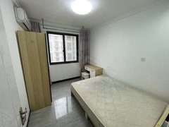 上海浦东川沙大房间 两户用一个卫生间 800 性价比很高 喜欢速来出租房源真实图片