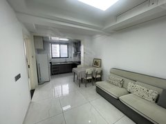 盐城亭湖中茵海华广场城中北金鹰大润发，杰仕豪庭一室一厅朝南1600随时看房出租房源真实图片