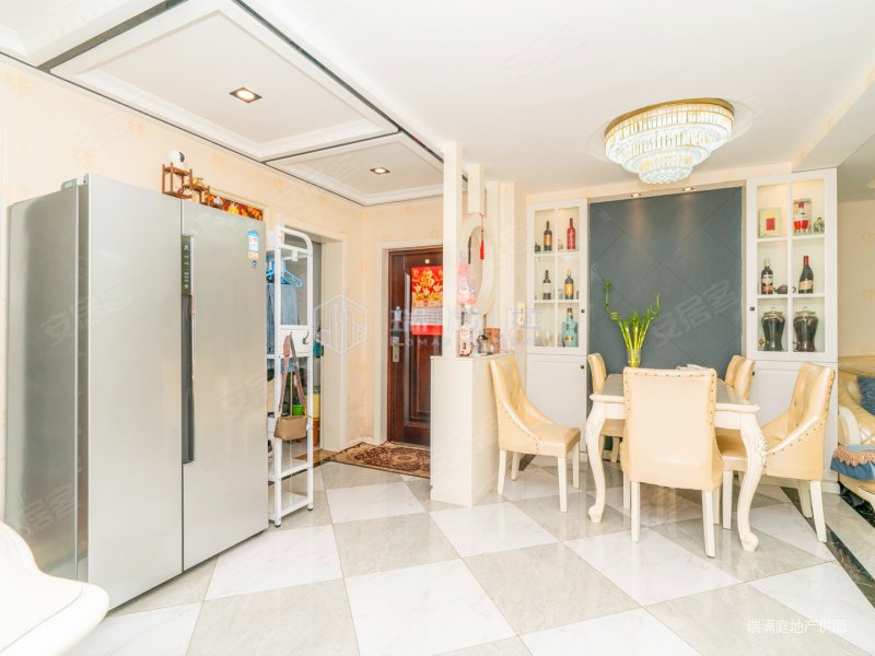 怡水嘉园 装修豪华保养好 近地铁 交通便利 近医院 商品住宅