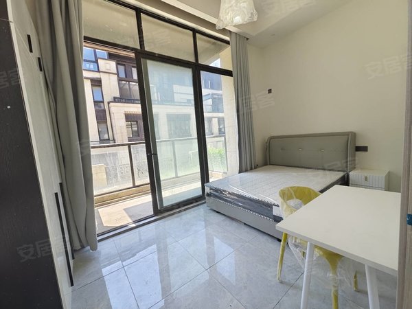 地铁口龙辰紫园中医院边多套公寓租金1700到2200