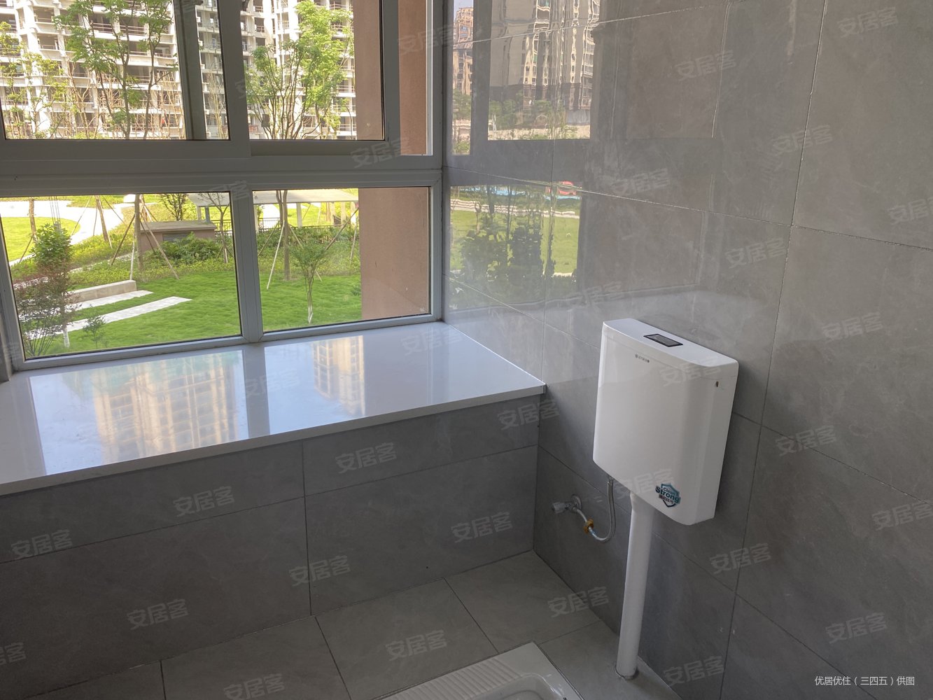 隆鑫花漾城(合川)3室2厅2卫108㎡南北65.8万