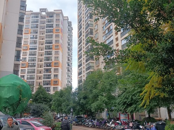 昆明盘龙茨坝德惠小区茨坝 沣源路 德惠小区 南北向 精装2室空房 随时