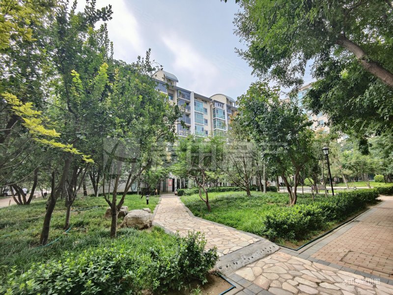 北京房产网>北京二手房>西城二手房>金融街二手房>西城晶华>800_600