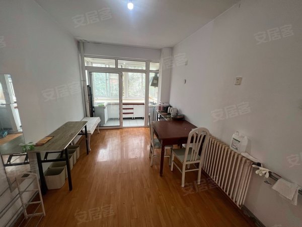 【多图】师苑,香江路租房,出租师苑小区大套二带家具家电,黄岛租房