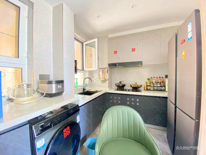 万龙国际城三期 自持物业 渠道 车接车送  地铁一号线