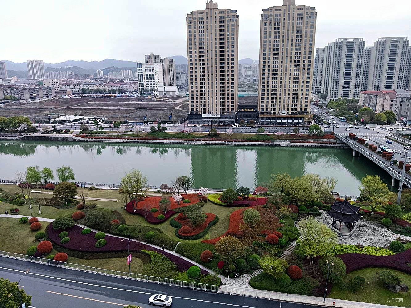 印象苕溪城4室2厅3卫140.83㎡南250万