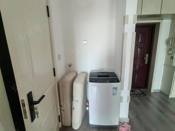 大连旅顺口区政府瑞鑫水晶城水晶城精装电梯一室小户型干净整洁寻求好的租户随时看房出租房源真实图片