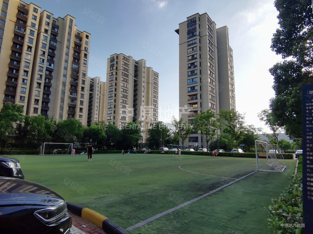 精装好房,近地铁,近 ,中间好楼层,看房方便,路劲上海派Ⅱ盛世景庭二手