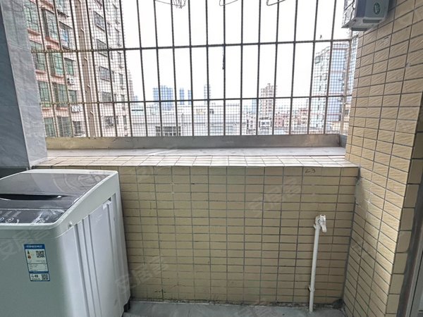 深圳光明公明合水口村6号线合水口站 精装一房一厅 通燃气 带阳台 近