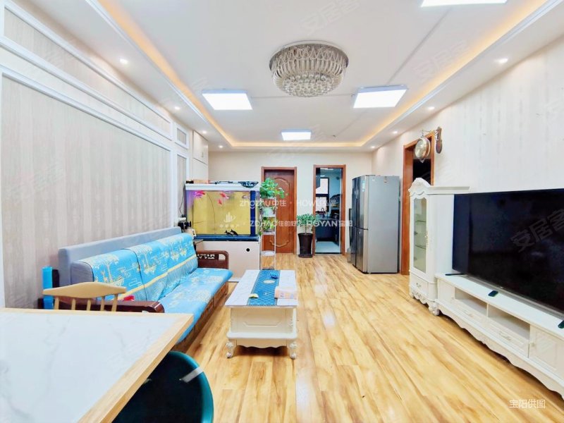 急售 保利华庭 刚需小三居 楼龄新 板楼 出行方便 购物方便