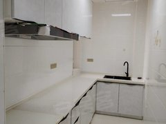 乌兰察布集宁集宁城区巨德新城电梯房小户型一居室有简单家具可洗澡出租房源真实图片