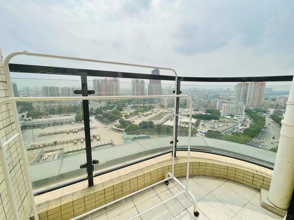 【多图】鹅潭汇soho,滘口租房,五号线窖口地铁站 鹅潭汇南向采光好 有